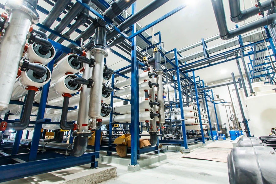 Commercial reverse osmosis plant